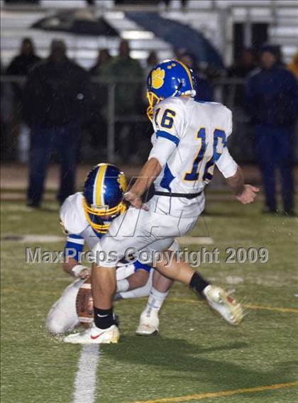 Thumbnail 3 in Inderkum vs. Del Campo (CIF SJS D3 Final) photogallery.
