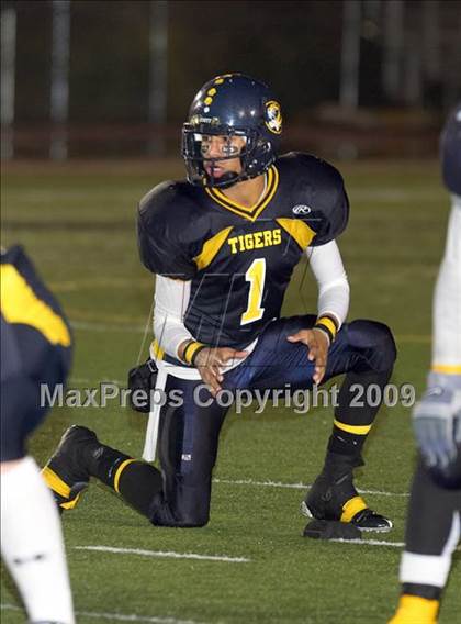 Thumbnail 3 in Inderkum vs. Del Campo (CIF SJS D3 Final) photogallery.