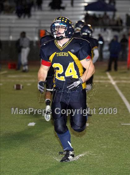 Thumbnail 3 in Inderkum vs. Del Campo (CIF SJS D3 Final) photogallery.