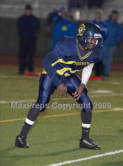 Thumbnail 3 in Inderkum vs. Del Campo (CIF SJS D3 Final) photogallery.