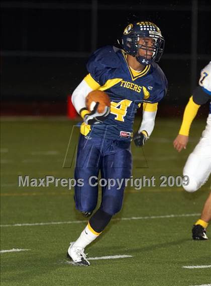 Thumbnail 3 in Inderkum vs. Del Campo (CIF SJS D3 Final) photogallery.