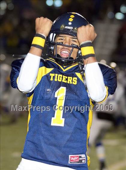 Thumbnail 2 in Inderkum vs. Del Campo (CIF SJS D3 Final) photogallery.