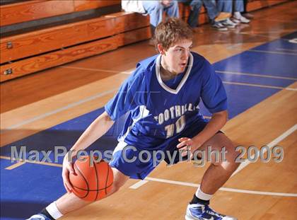 Thumbnail 2 in Catalina Foothills vs Tesoro (MaxPreps Holiday Classic) photogallery.