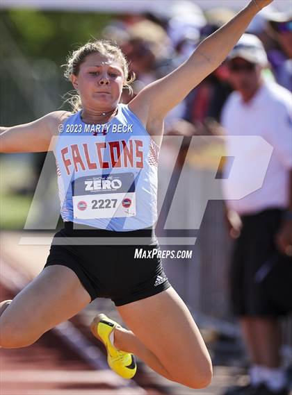 Thumbnail 3 in Class 5 Triple Jump (MSHSAA State Championship) photogallery.