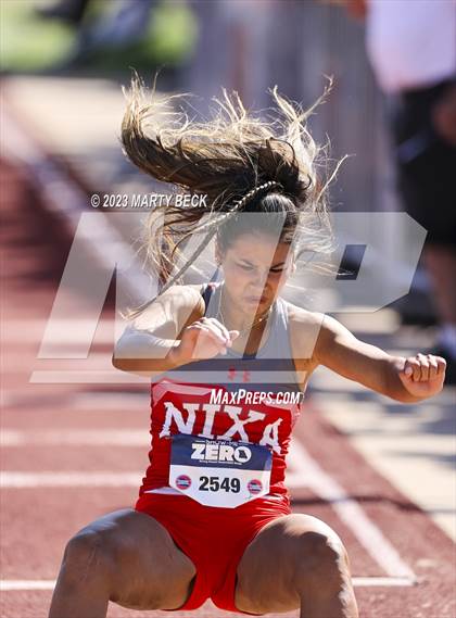 Thumbnail 1 in Class 5 Triple Jump (MSHSAA State Championship) photogallery.