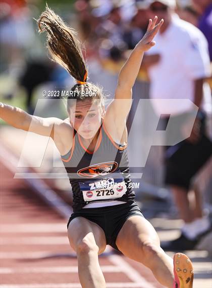 Thumbnail 2 in Class 5 Triple Jump (MSHSAA State Championship) photogallery.