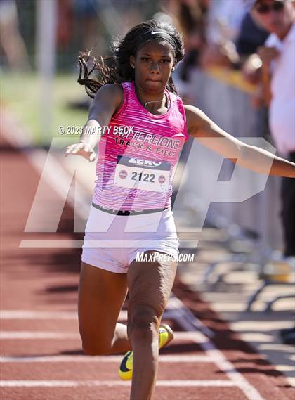 Thumbnail 3 in Class 5 Triple Jump (MSHSAA State Championship) photogallery.