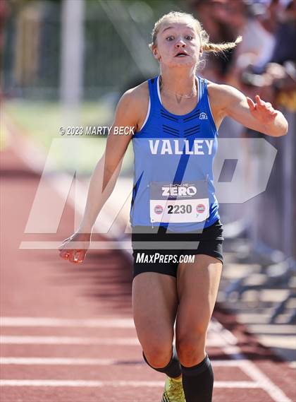 Thumbnail 2 in Class 5 Triple Jump (MSHSAA State Championship) photogallery.