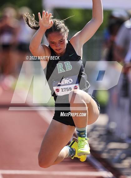 Thumbnail 3 in Class 5 Triple Jump (MSHSAA State Championship) photogallery.