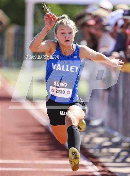 Thumbnail 1 in Class 5 Triple Jump (MSHSAA State Championship) photogallery.