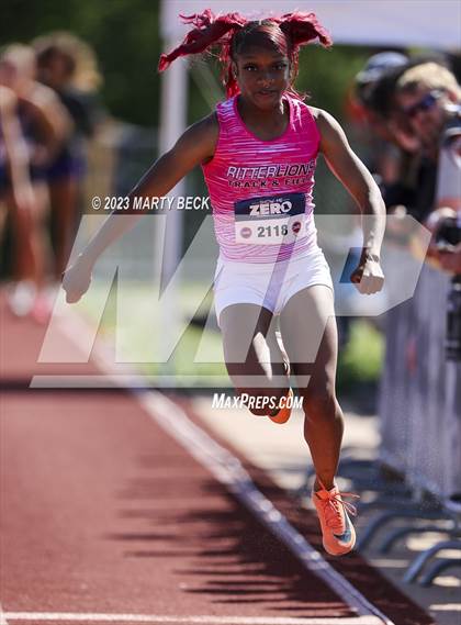 Thumbnail 3 in Class 5 Triple Jump (MSHSAA State Championship) photogallery.
