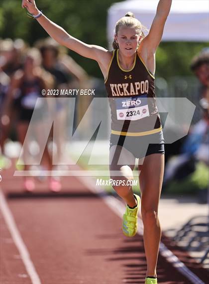 Thumbnail 3 in Class 5 Triple Jump (MSHSAA State Championship) photogallery.