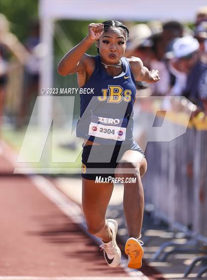 Thumbnail 1 in Class 5 Triple Jump (MSHSAA State Championship) photogallery.