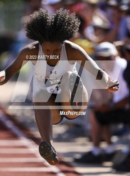 Thumbnail 2 in Class 5 Triple Jump (MSHSAA State Championship) photogallery.