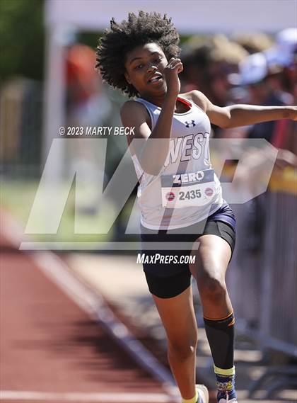 Thumbnail 3 in Class 5 Triple Jump (MSHSAA State Championship) photogallery.