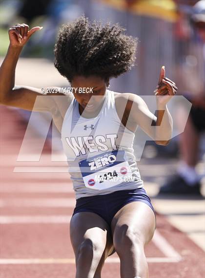 Thumbnail 1 in Class 5 Triple Jump (MSHSAA State Championship) photogallery.