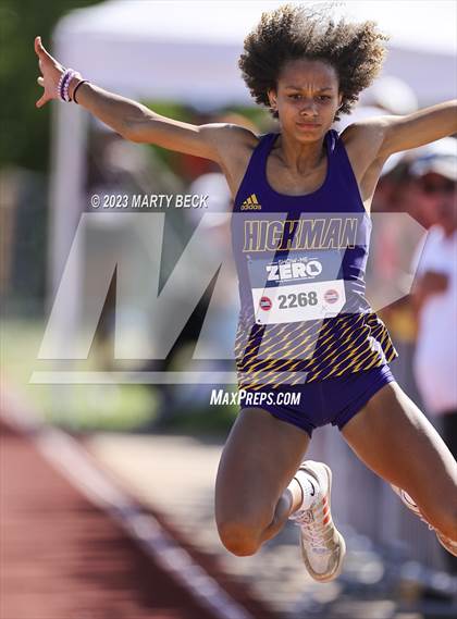 Thumbnail 3 in Class 5 Triple Jump (MSHSAA State Championship) photogallery.