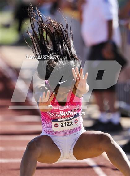 Thumbnail 1 in Class 5 Triple Jump (MSHSAA State Championship) photogallery.