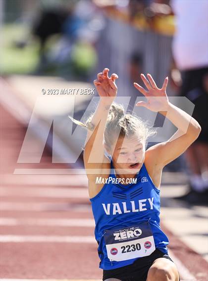 Thumbnail 3 in Class 5 Triple Jump (MSHSAA State Championship) photogallery.
