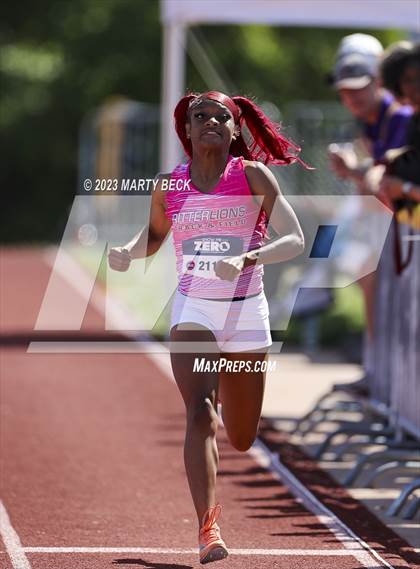 Thumbnail 3 in Class 5 Triple Jump (MSHSAA State Championship) photogallery.