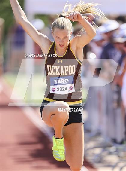 Thumbnail 2 in Class 5 Triple Jump (MSHSAA State Championship) photogallery.