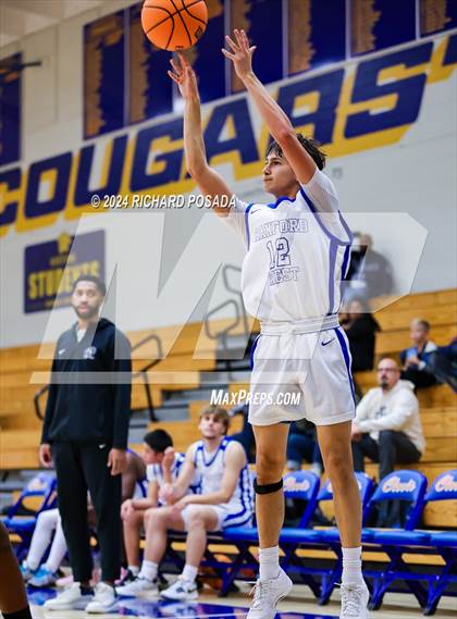 Thumbnail 3 in Ridgeview vs. Hanford West photogallery.