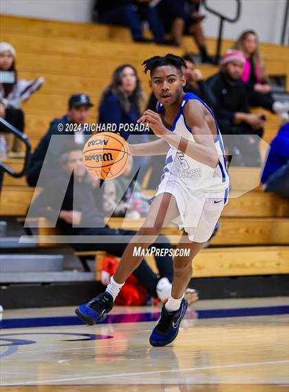 Thumbnail 3 in Ridgeview vs. Hanford West photogallery.