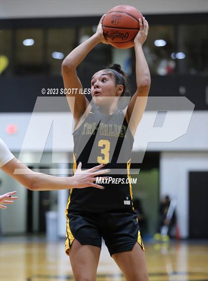 Thumbnail 1 in Tri-Valley vs Pickerington Central (OHSAA D1 District Final) photogallery.