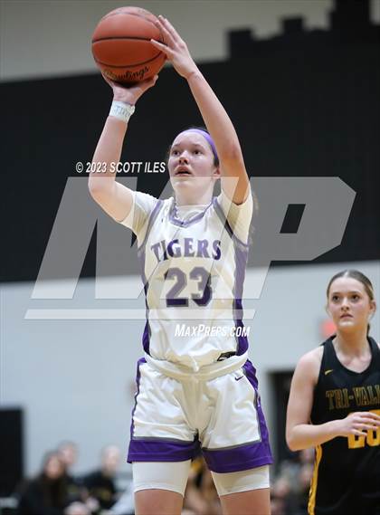 Thumbnail 2 in Tri-Valley vs Pickerington Central (OHSAA D1 District Final) photogallery.