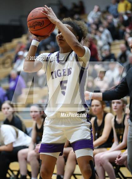 Thumbnail 2 in Tri-Valley vs Pickerington Central (OHSAA D1 District Final) photogallery.