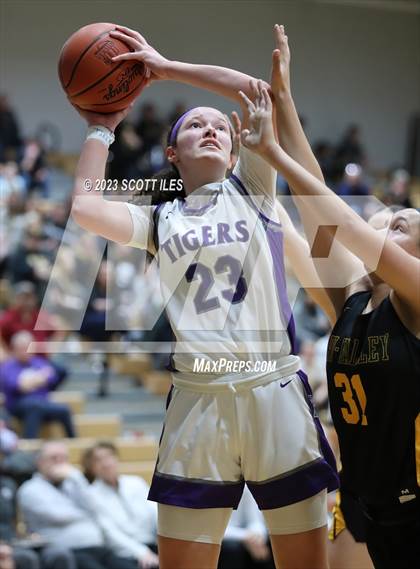 Thumbnail 2 in Tri-Valley vs Pickerington Central (OHSAA D1 District Final) photogallery.
