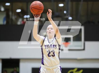 Thumbnail 3 in Tri-Valley vs Pickerington Central (OHSAA D1 District Final) photogallery.
