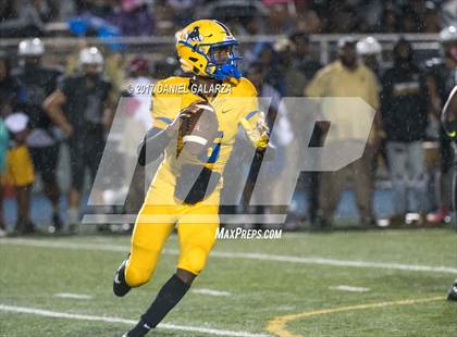 Thumbnail 1 in Northwestern vs Central photogallery.