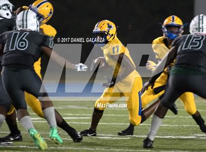 Thumbnail 2 in Northwestern vs Central photogallery.