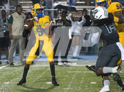 Thumbnail 3 in Northwestern vs Central photogallery.