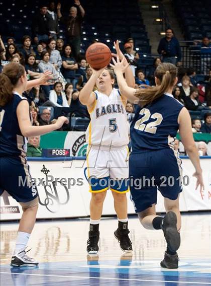 Thumbnail 3 in Vincent Memorial vs Christian Life Academy (CIF SDS D5 Final) photogallery.