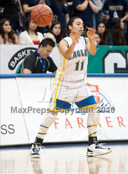 Thumbnail 1 in Vincent Memorial vs Christian Life Academy (CIF SDS D5 Final) photogallery.