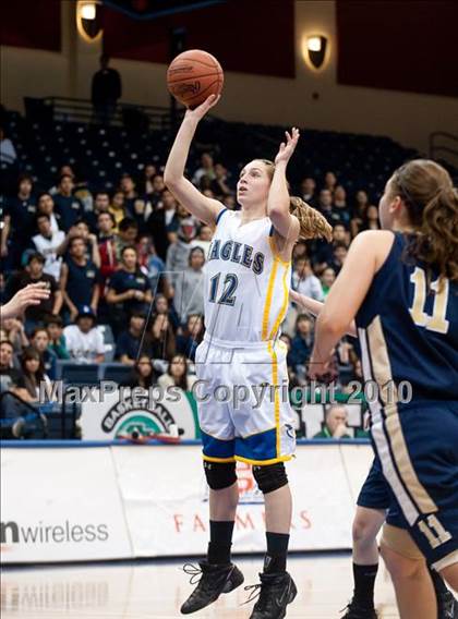 Thumbnail 1 in Vincent Memorial vs Christian Life Academy (CIF SDS D5 Final) photogallery.