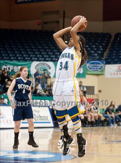 Thumbnail 1 in Vincent Memorial vs Christian Life Academy (CIF SDS D5 Final) photogallery.