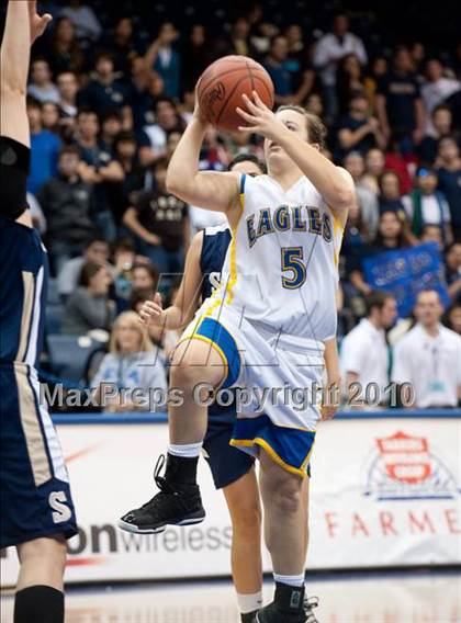 Thumbnail 1 in Vincent Memorial vs Christian Life Academy (CIF SDS D5 Final) photogallery.