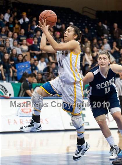 Thumbnail 1 in Vincent Memorial vs Christian Life Academy (CIF SDS D5 Final) photogallery.