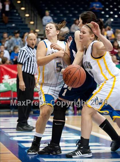 Thumbnail 1 in Vincent Memorial vs Christian Life Academy (CIF SDS D5 Final) photogallery.