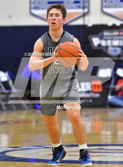 Thumbnail 3 in Corner Canyon vs. Rangeview (Tarkanian Classic) photogallery.