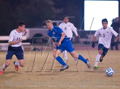 Thumbnail 3 in Roberson vs. Sanderson (NCHSAA 4A Final) photogallery.