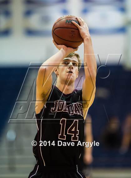 Thumbnail 1 in Kahuku vs Jordan (FreeTaxUSA Shootout) photogallery.