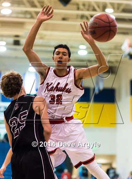 Thumbnail 3 in Kahuku vs Jordan (FreeTaxUSA Shootout) photogallery.