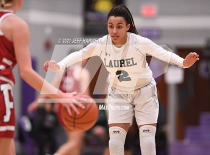 Thumbnail 2 in Laurel vs. Perry (OHSAA D2 Regional Final) photogallery.