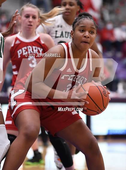 Thumbnail 1 in Laurel vs. Perry (OHSAA D2 Regional Final) photogallery.