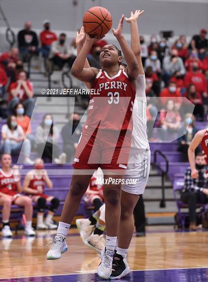 Thumbnail 2 in Laurel vs. Perry (OHSAA D2 Regional Final) photogallery.
