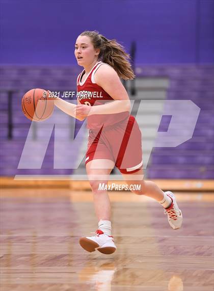 Thumbnail 3 in Laurel vs. Perry (OHSAA D2 Regional Final) photogallery.